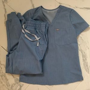 Figs 2 piece set in denim.